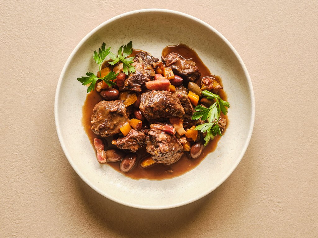 stewing steak beef stew (cooked dish)